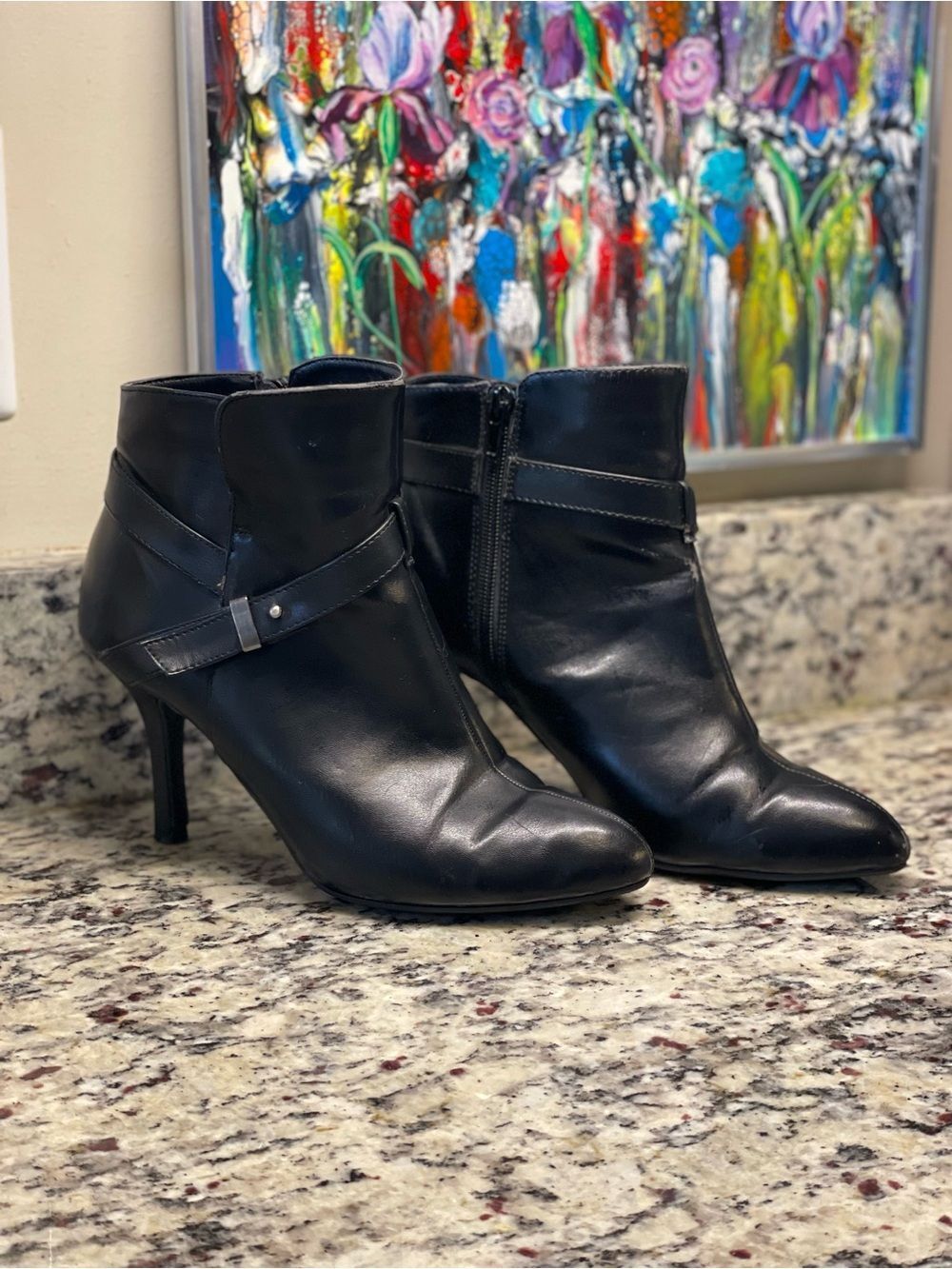 CL by Laundry Black Faux Leather Heeled Pointed Toe Ankle Boots (Size: 7)